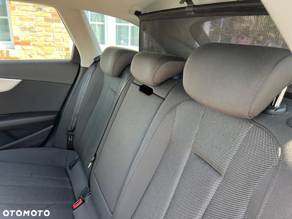Audi A4 Avant 2.0 TDI - 26