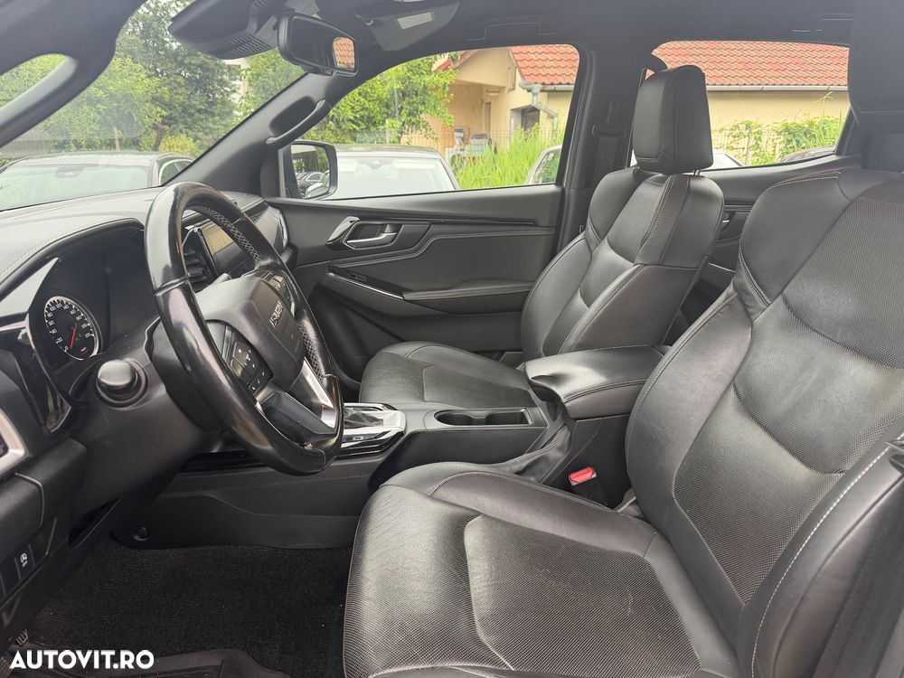 Isuzu D-Max 1.9 DSL 4x4 Double Cab AT Executive - 13
