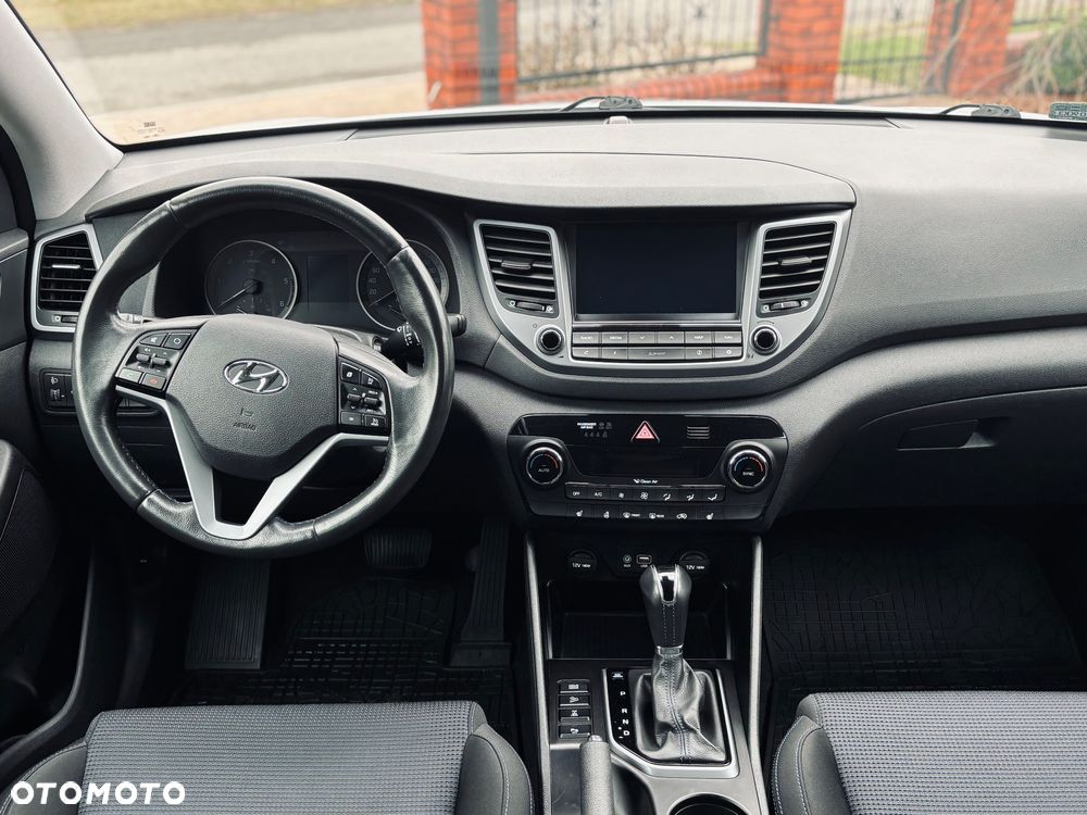 Hyundai Tucson 2.0 CRDi 4WD Automatik Style - 13