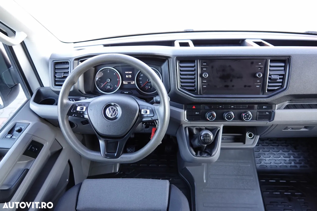 Volkswagen CRAFTER / CREW / TABLĂ / 2020 / Full option / CAROSERIE SCULE / IMPORTAT / CONTRACT POST-SERVICE - 27