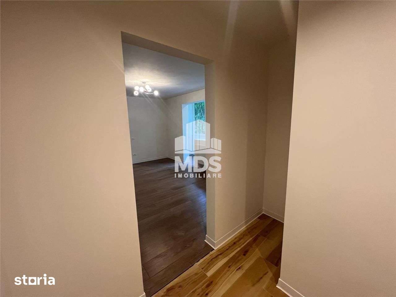 Renovat complet Mc Donald Circumvalatiunii cu balcon — fotografia 3
