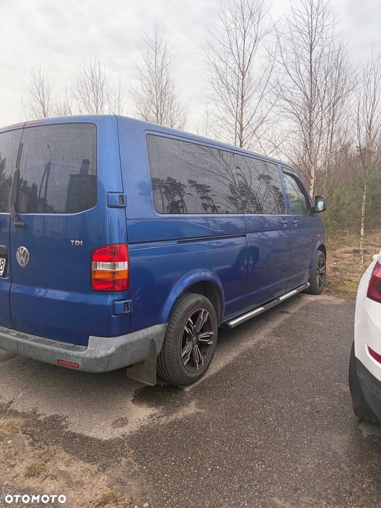 Volkswagen Transporter - 1