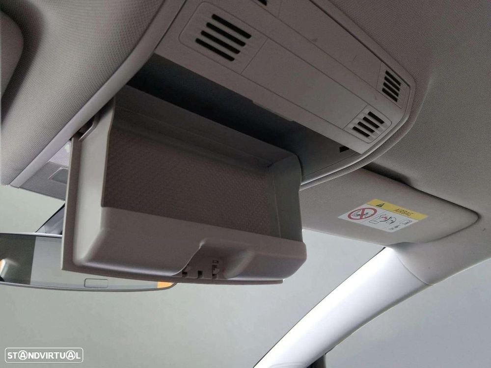 VW Golf Variant 1.6 TDi Confortline - 15