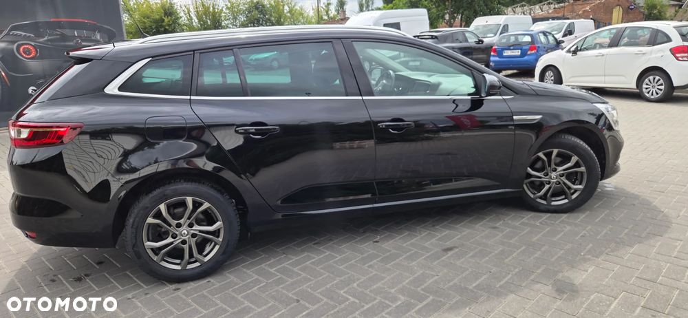 Renault Megane ENERGY TCe 140 EDC LIMITED - 17