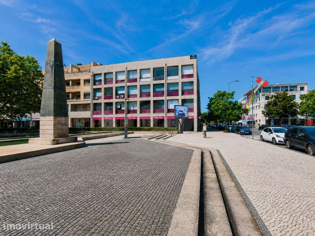Escritório com 20m2 para Arrendamento no Centro de Vila do Conde - Grande imagem: 2/25