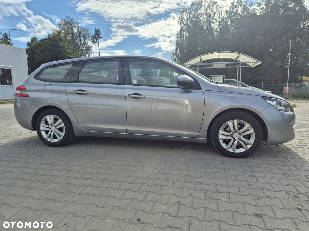 Peugeot 308 - 4