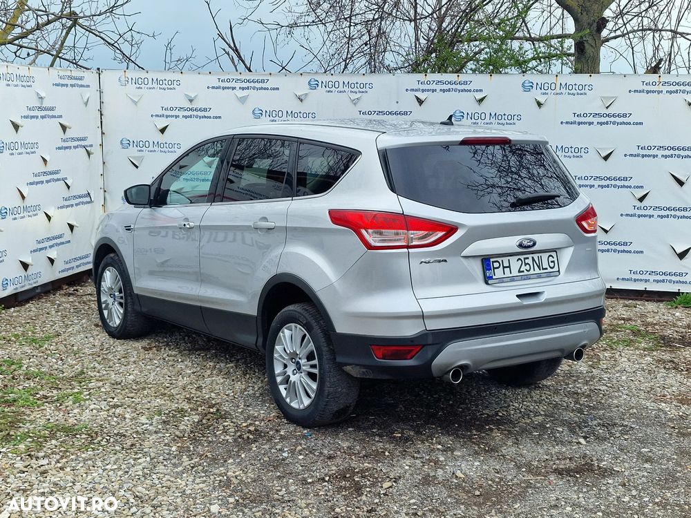 Ford Kuga 2.0 TDCi 4x4 Titanium - 9