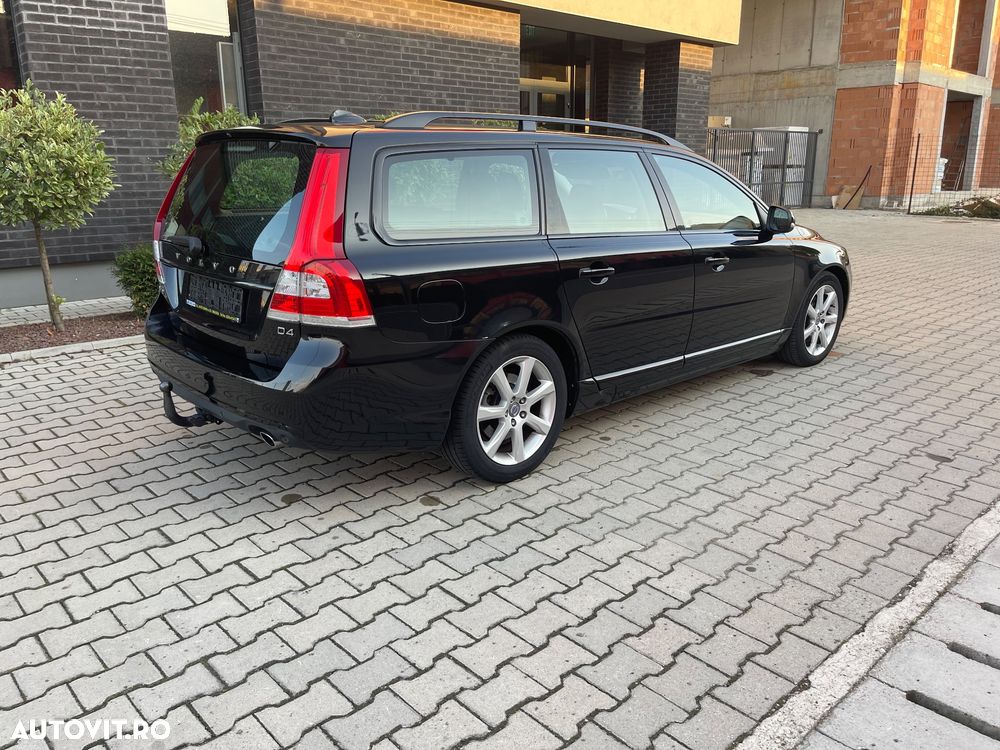 Volvo V70 D4 Geartronic Momentum - 4