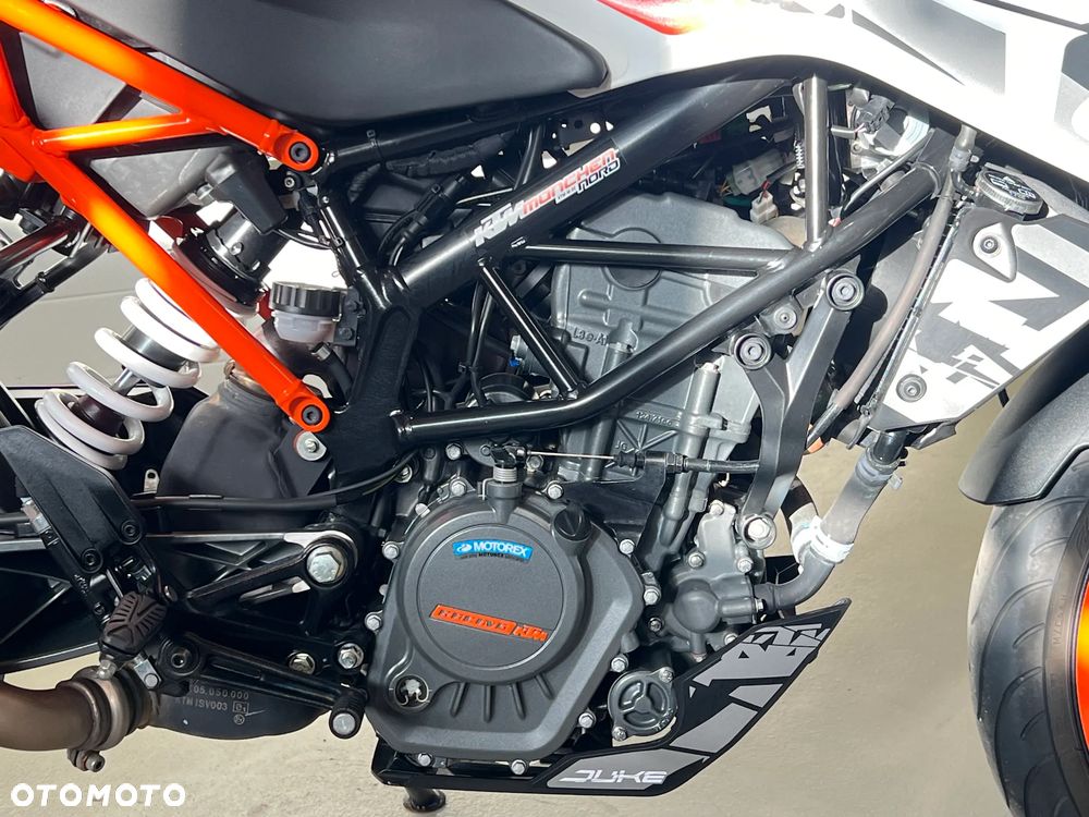 KTM Duke 125 - 27