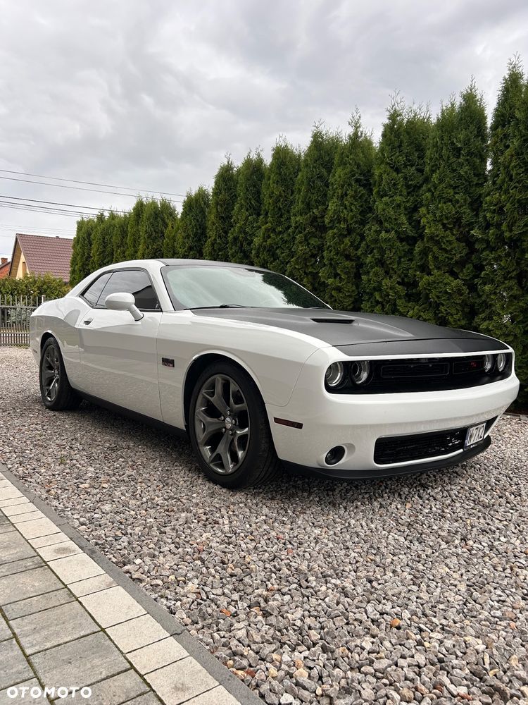 Dodge Challenger 5.7 R/T - 12