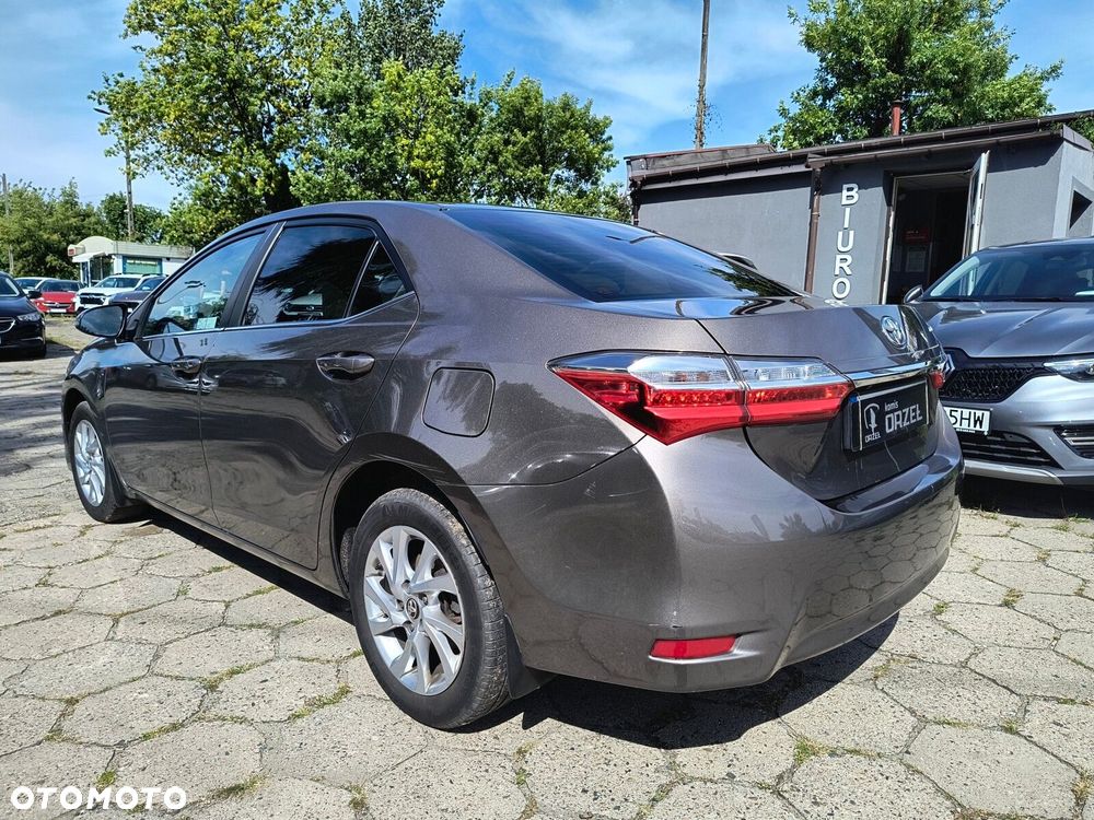 Toyota Corolla - 7
