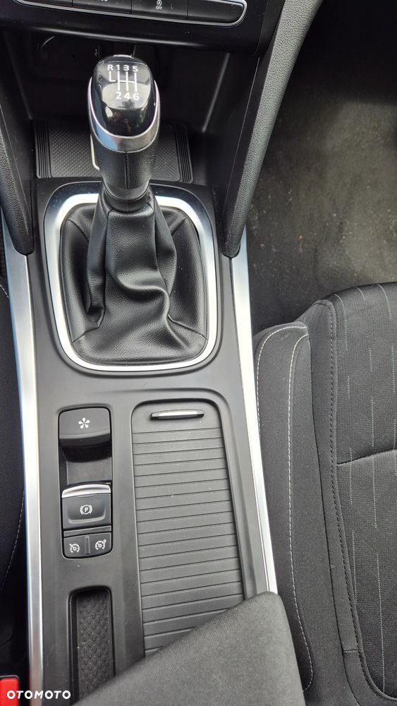 Renault Megane 1.3 TCe FAP Limited - 17