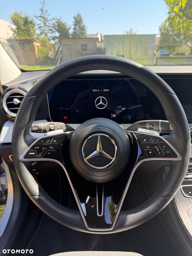 Mercedes-Benz Klasa E 220 d Avantgarde - 9
