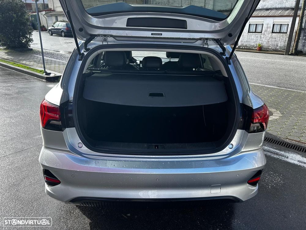 MG MG5 5 Standard Luxury - 13