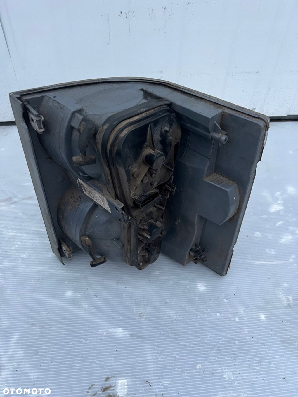 RANGE ROVER Ł L322 LIFT 2005- LAMPA LEWY TYŁ - 6