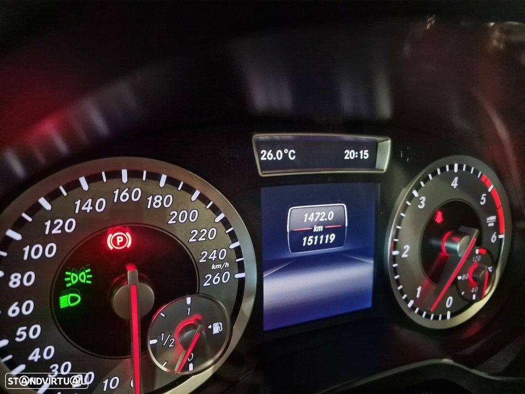 Mercedes-Benz A 200 d AMG Line - 27