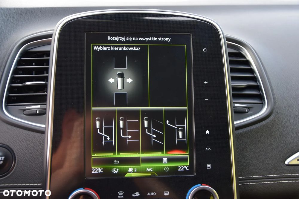 Renault Grand Scenic - 36