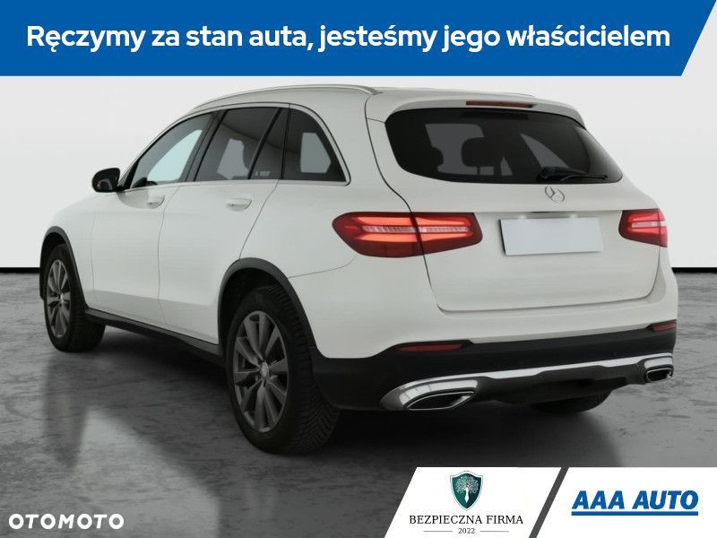 Mercedes-Benz GLC - 6