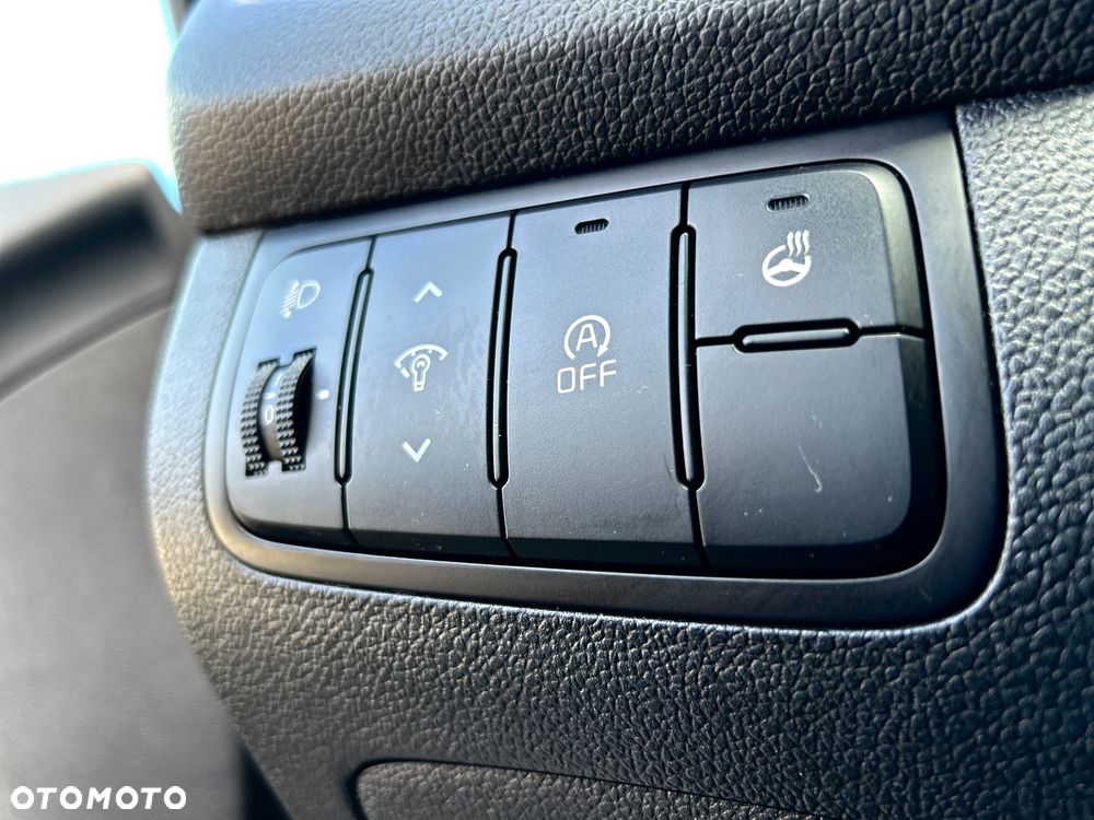 Kia Ceed - 15