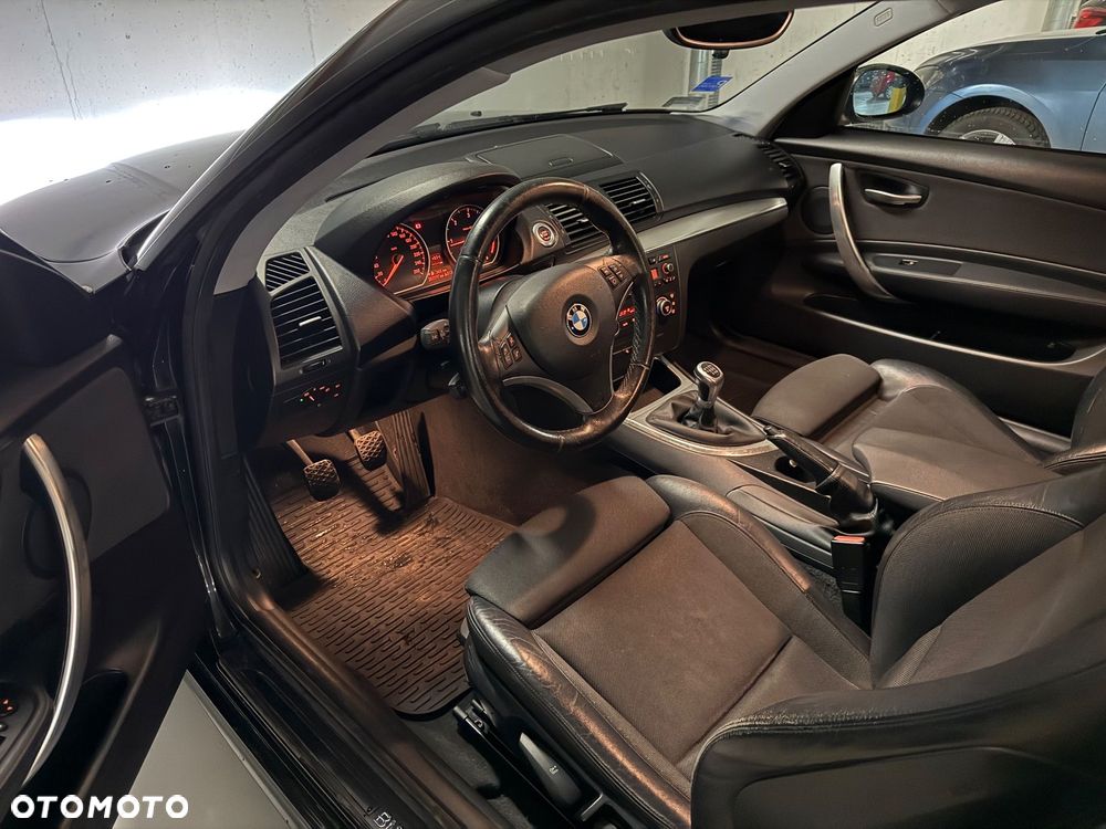 BMW Seria 1 120d DPF Edition Sport - 7