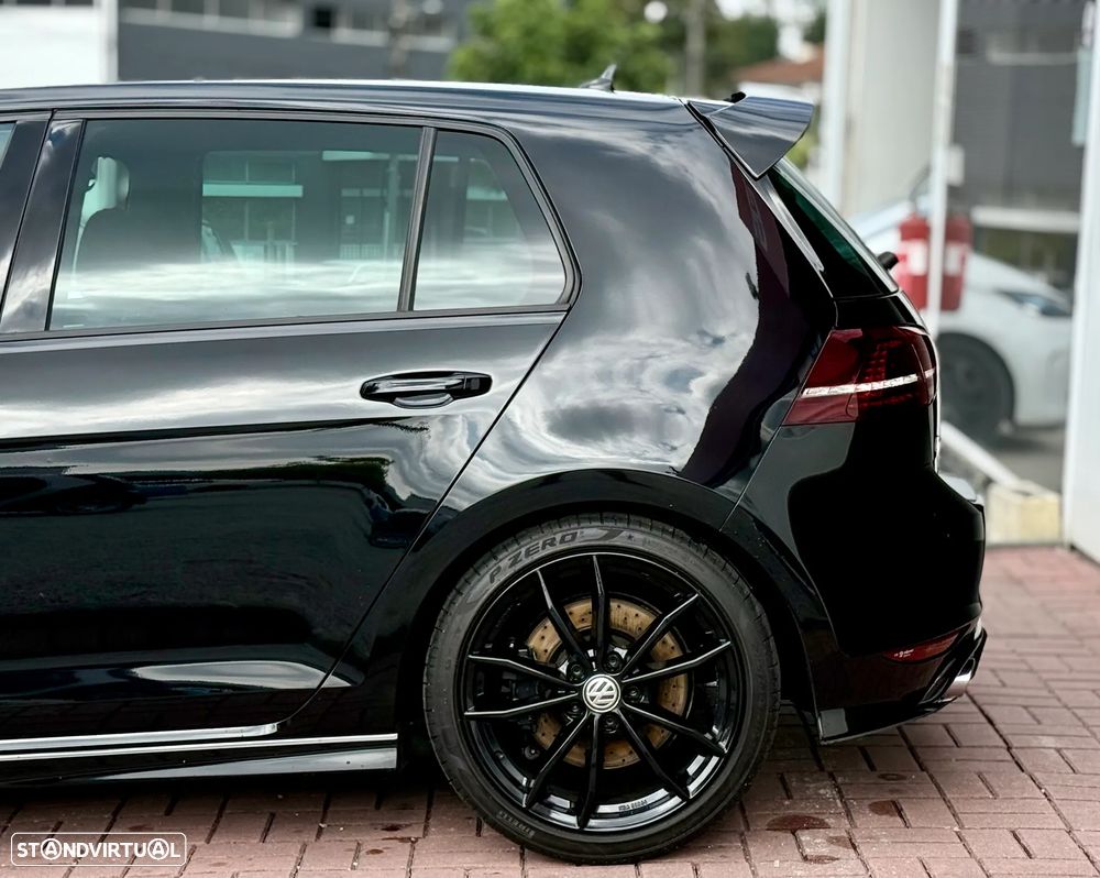 VW Golf R 4Motion BlueMotion DSG - 7