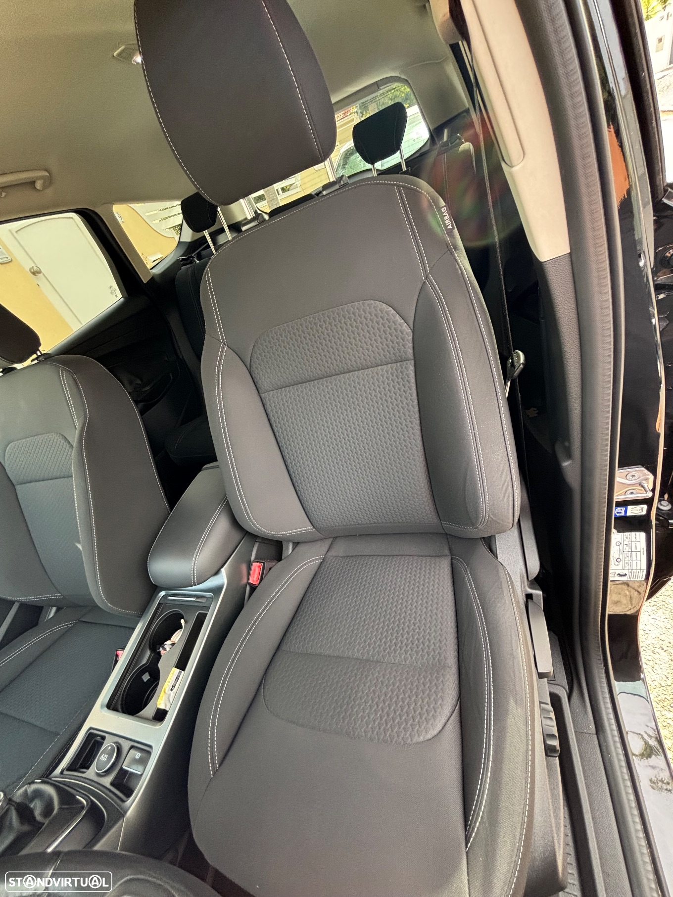 Ford Kuga 1.5 TDCi Business - 14