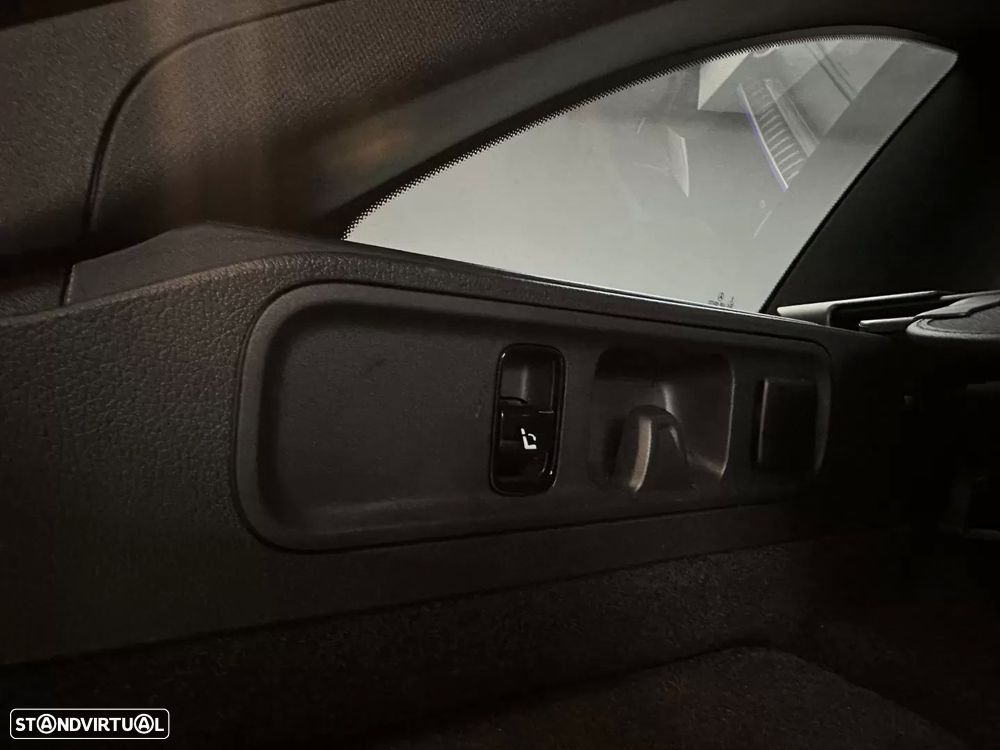 Mercedes-Benz C 300 e T 9G-TRONIC AMG Line - 53