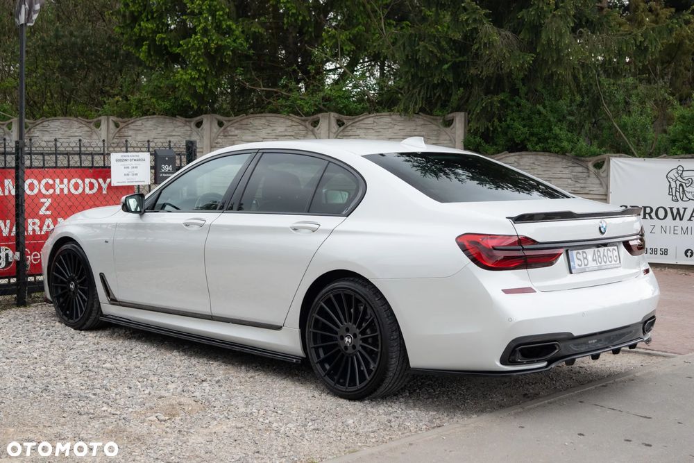BMW Seria 7 730d xDrive - 33