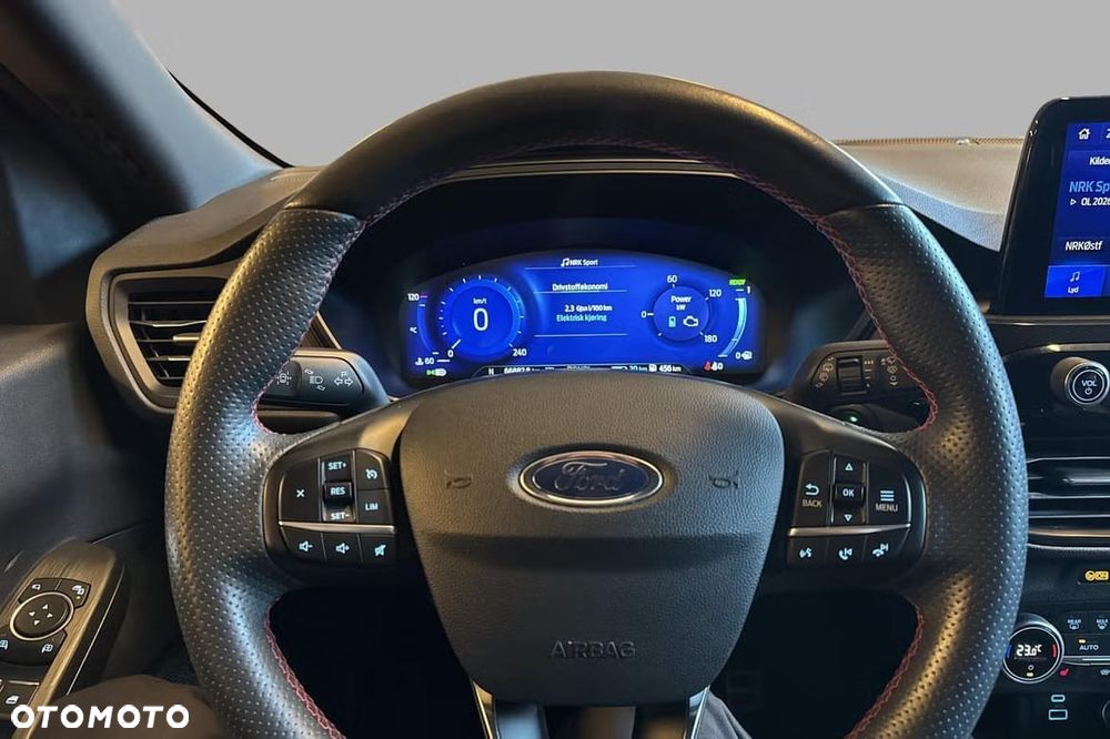 Ford Kuga 2.5P PHEV FWD ST-Line - 11