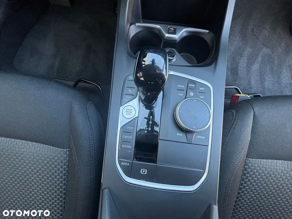 BMW Seria 1 118i Advantage - 29