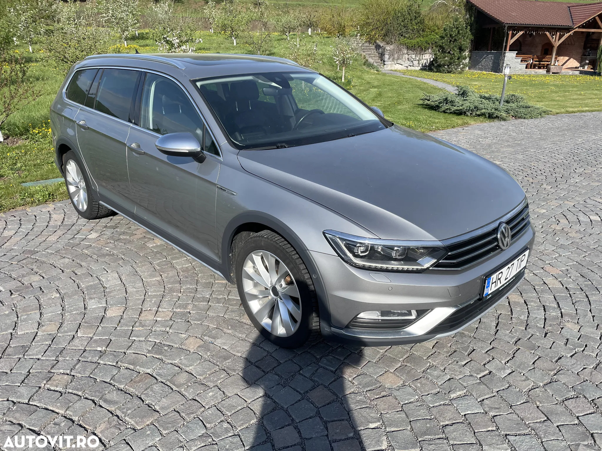 Volkswagen Passat Alltrack 2.0 TDI DSG 4Motion - 6