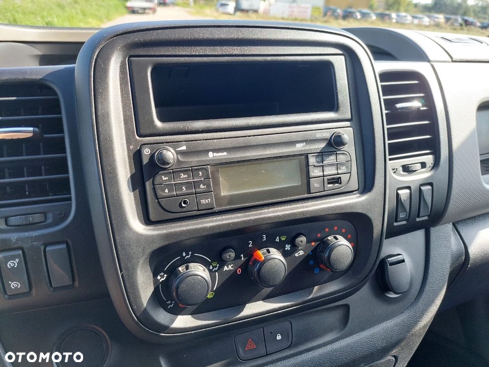 Renault Trafic - 9