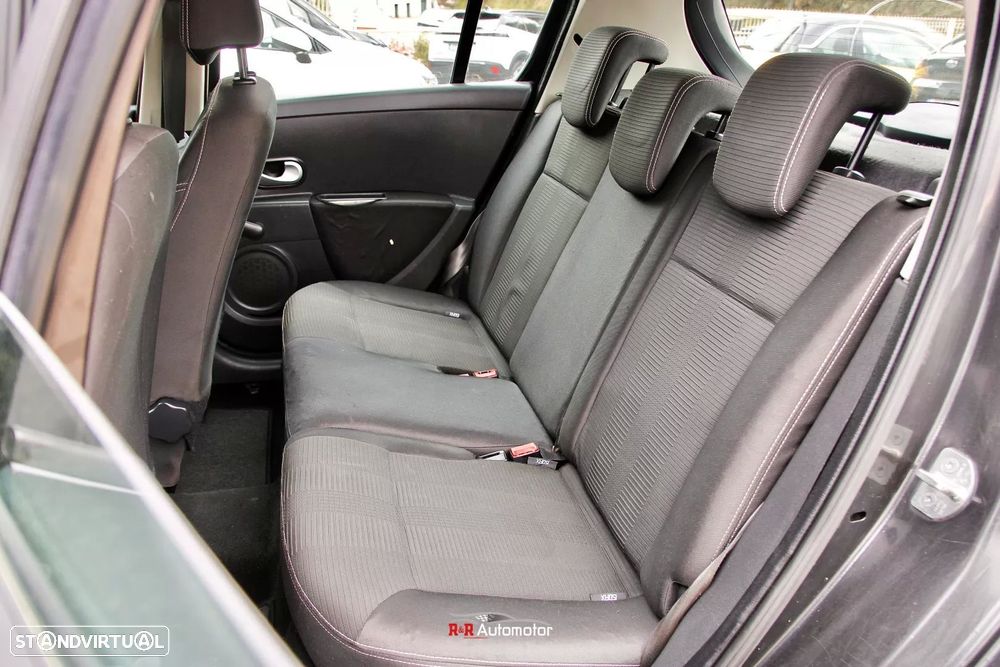 Renault Clio 1.2 16V Dynamique - 9