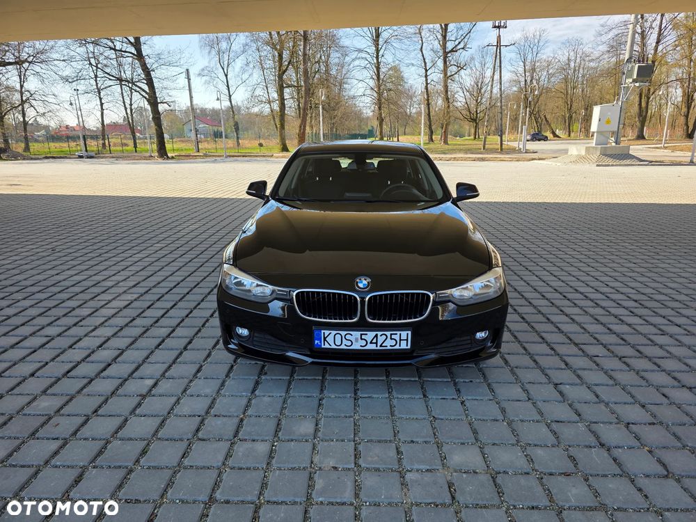 BMW Seria 3 318d DPF Edition Lifestyle - 1