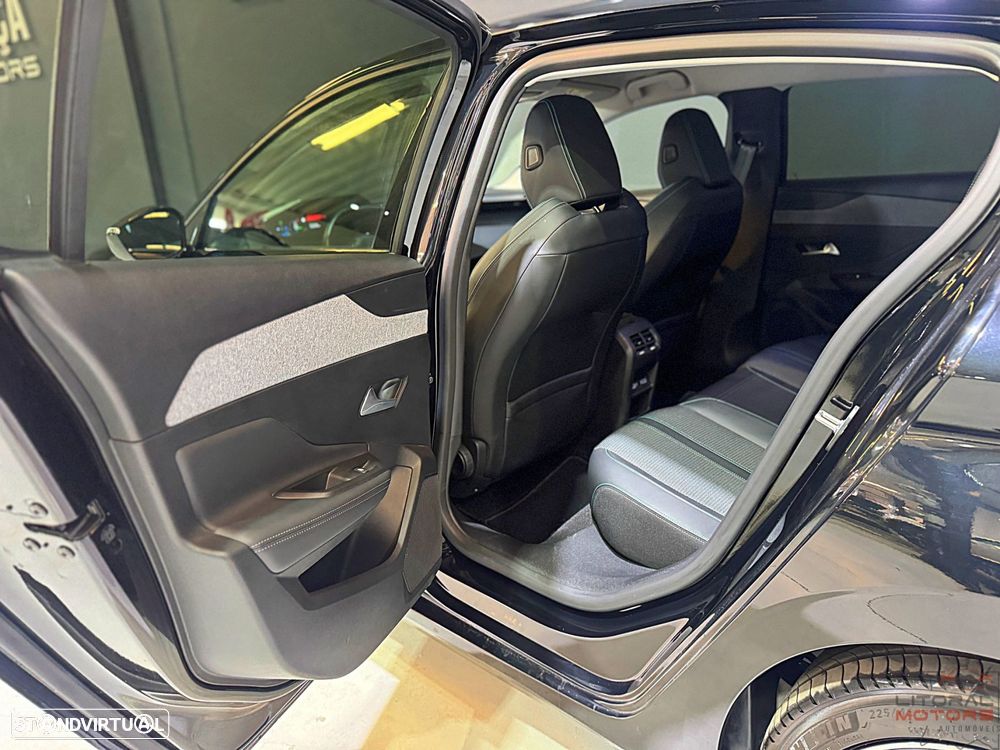 Peugeot 308 1.6 Hybrid Allure Pack e-EAT8 - 15