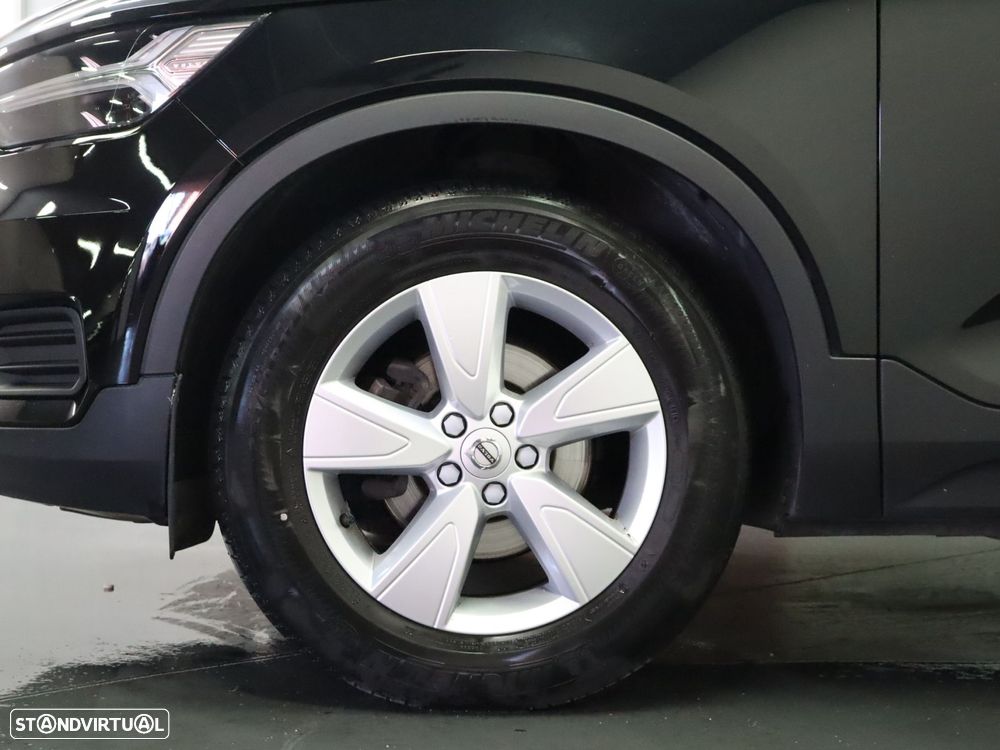 Volvo XC 40 1.5 T3 Momentum Geartronic - 6