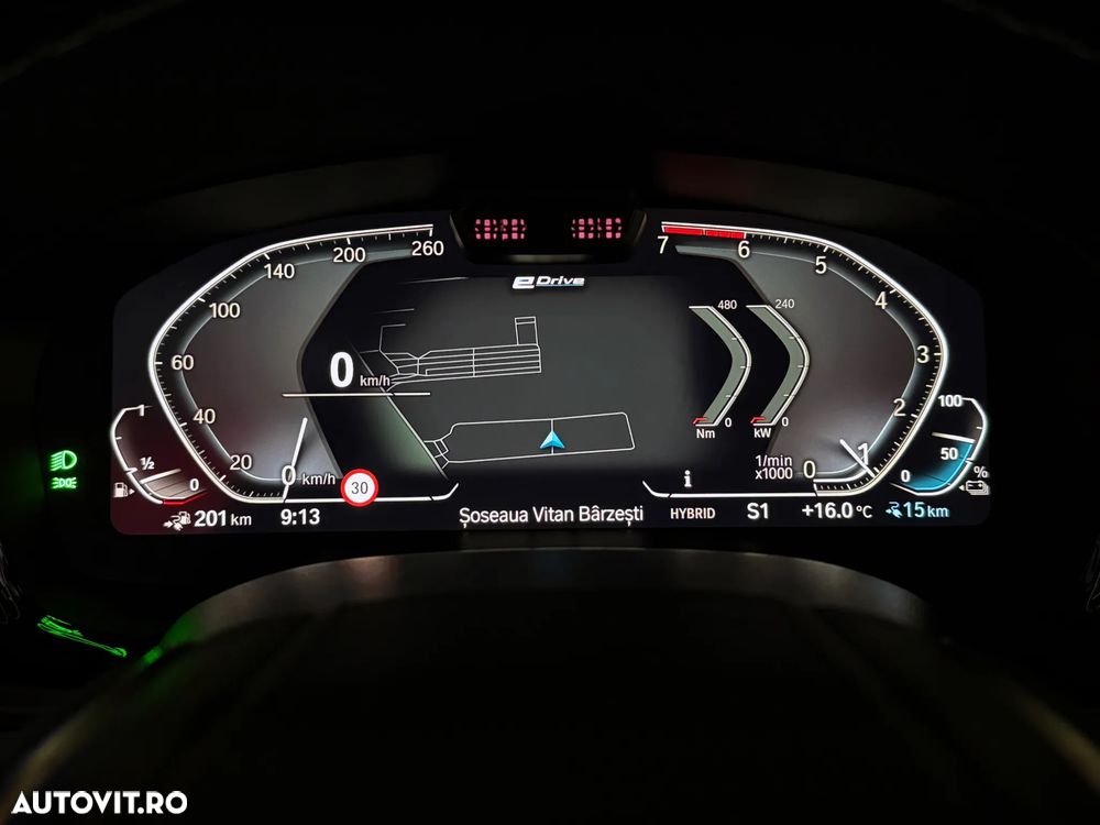 BMW Seria 5 530e Aut. Luxury Line - 25