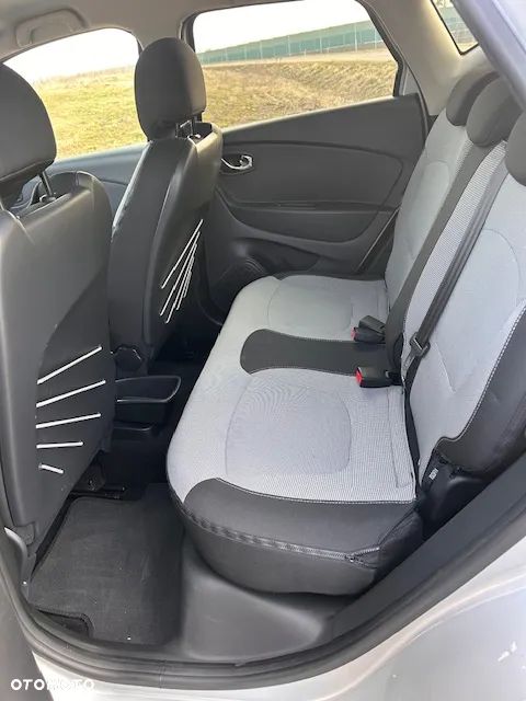 Renault Captur - 12