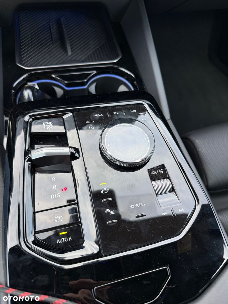 BMW Seria 5 520d xDrive - 39