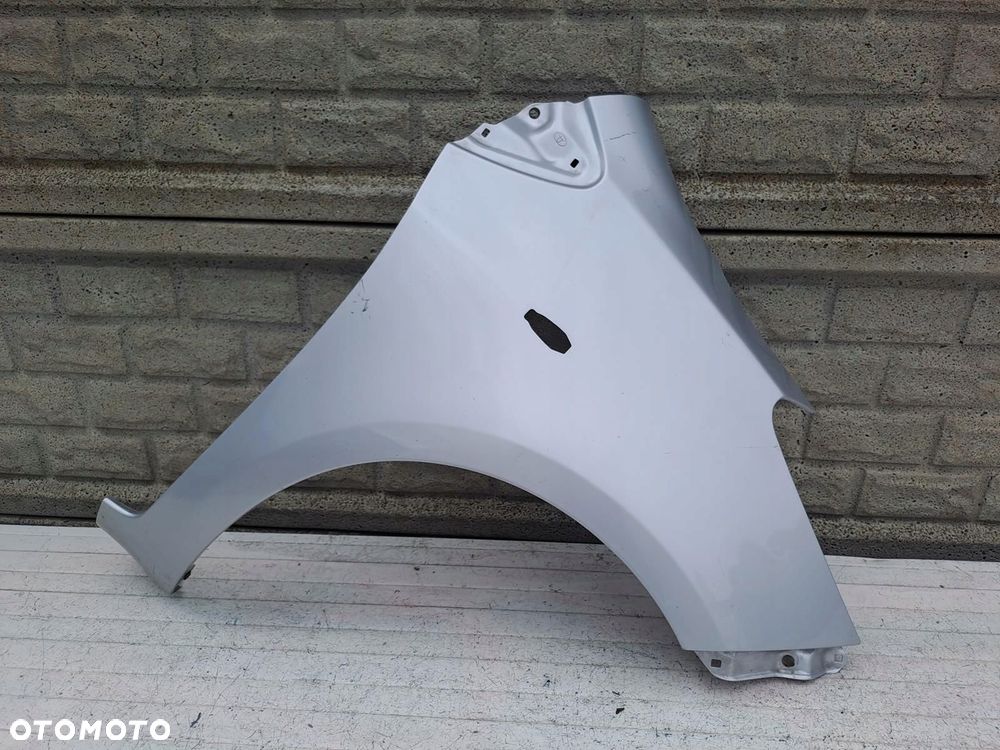 toyota yaris 2 ii 05-12 błotnik prawy przód oryginał - 1