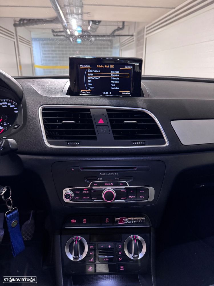 Audi Q3 2.0 TDI S-line - 14