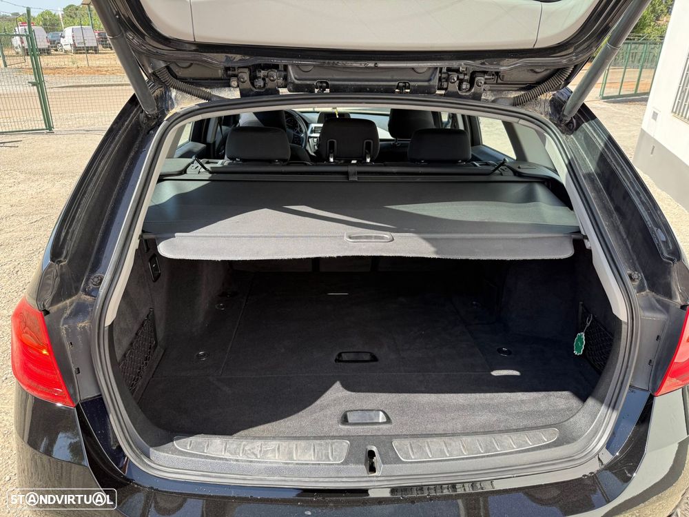 BMW 320 d Touring EfficientDynamics Line Sport - 10