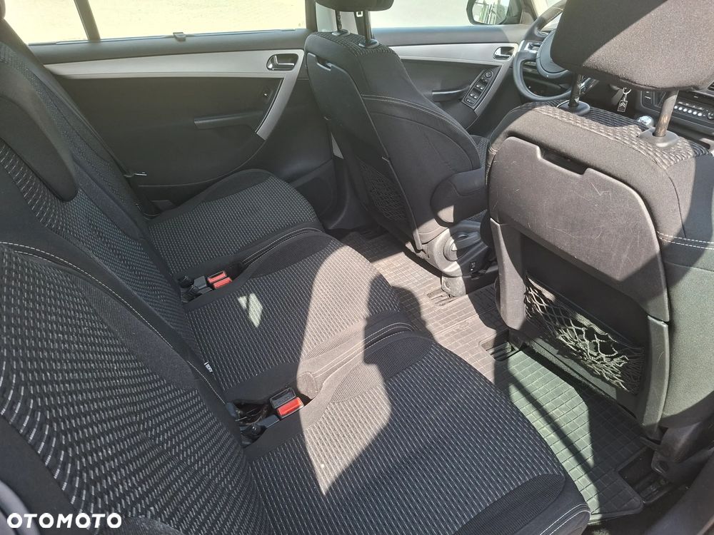 Citroën C4 Grand Picasso 1.8 16V Style - 10