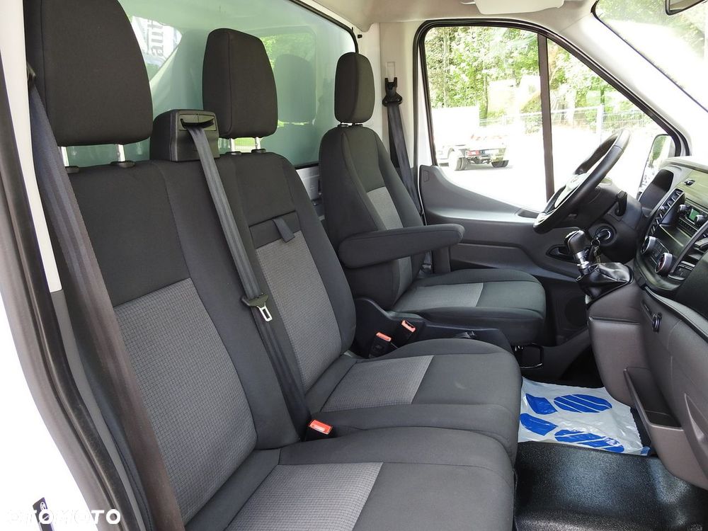 Ford TRANSIT CHŁODNIA KONTENER 0*C ZASILANIE 230V TEMPOMAT KLIMATYZACJA BLIŹNIACZE KOŁA  170KM - 39