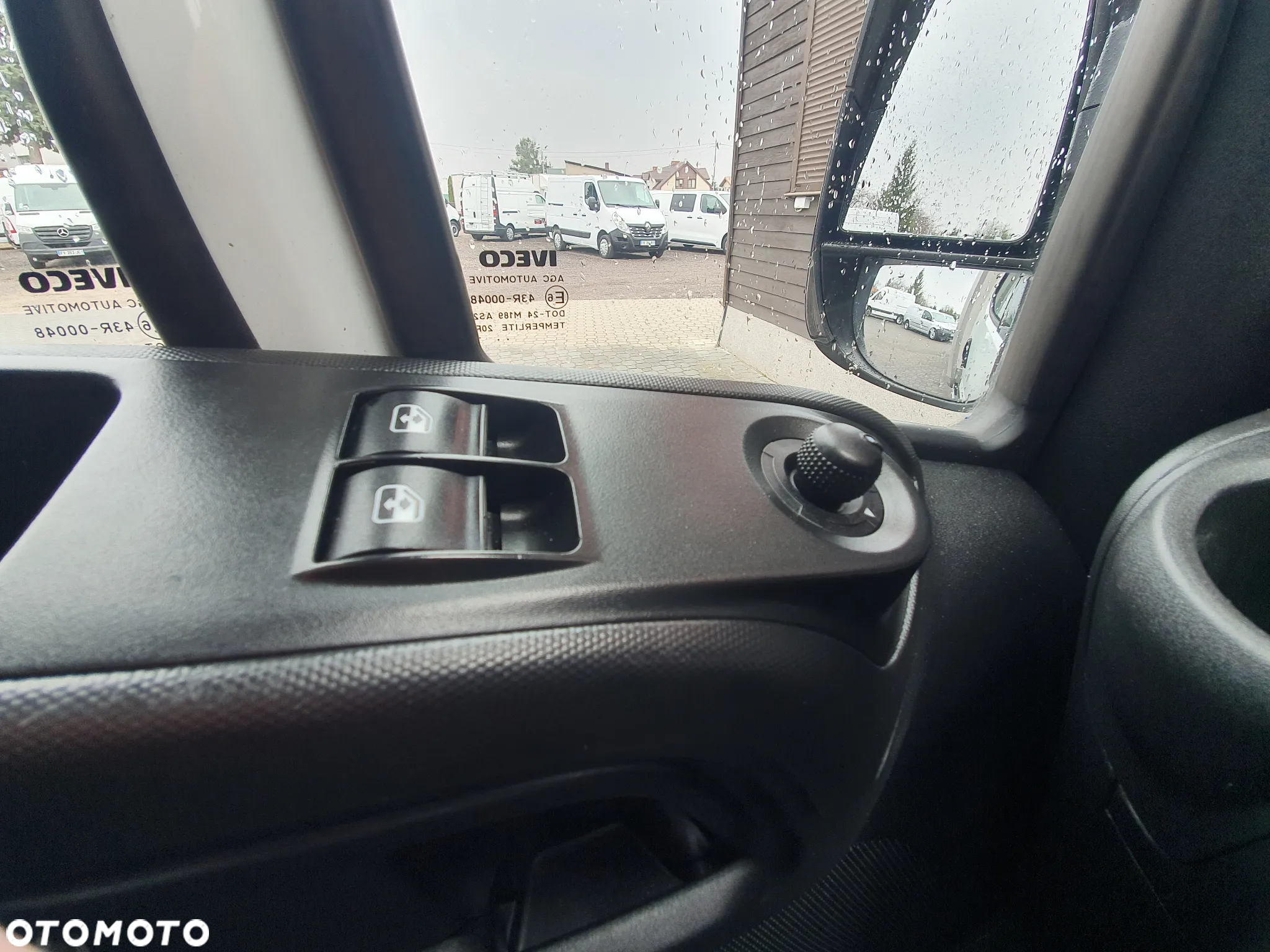 Iveco DAILY - 17