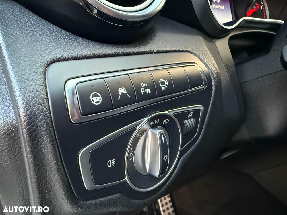 Mercedes-Benz GLC 250 d 4MATIC 9G-TRONIC AMG Line - 23