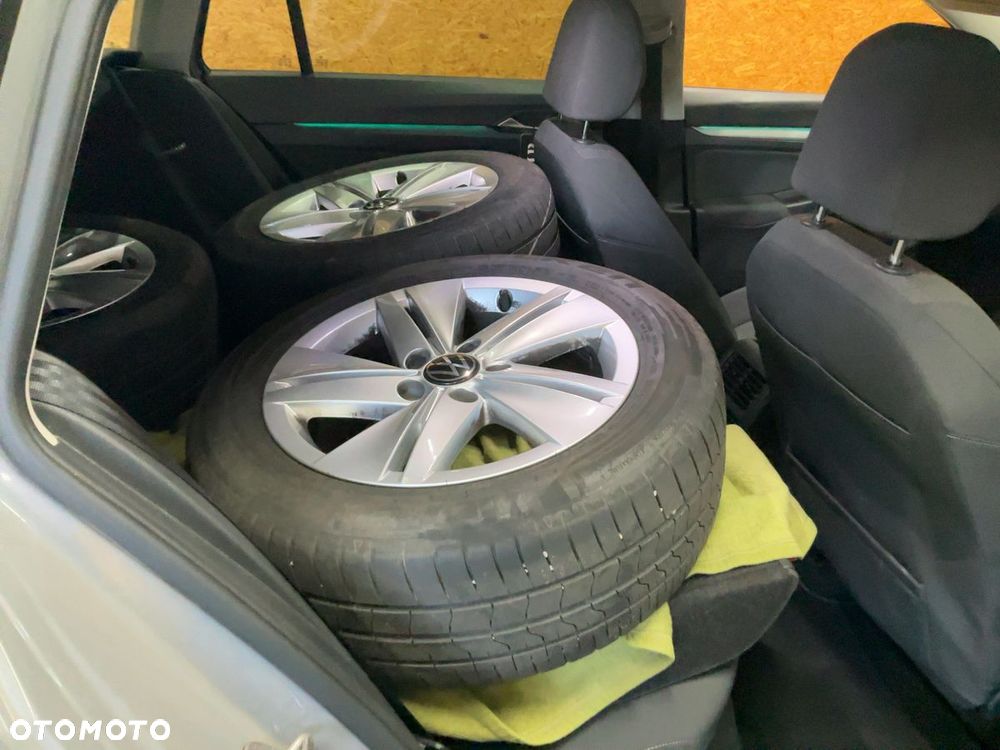Volkswagen Golf 2022 photo 4