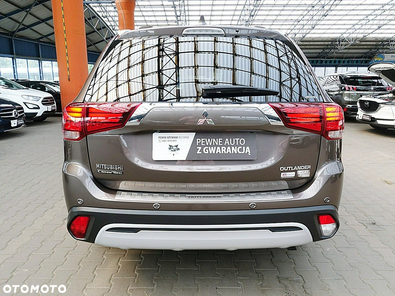 Mitsubishi Outlander - 5