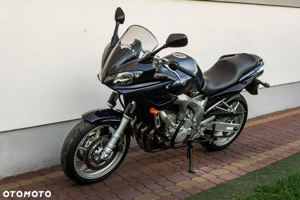 Yamaha FZ - 6