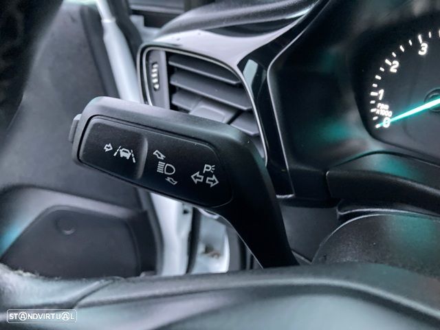 Ford Fiesta 1.0 EcoBoost S&S Titanium - 17